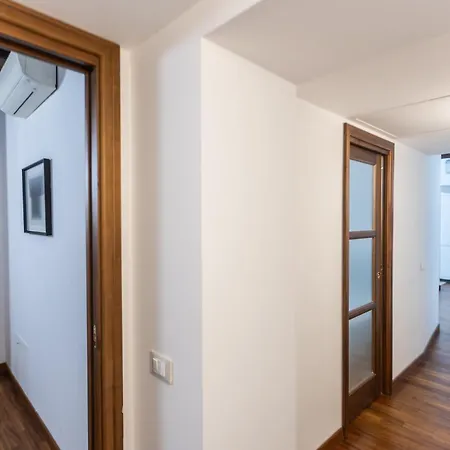 Apartment Vicolo Trevi By In Rome