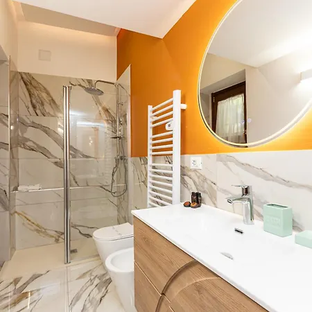 Apartment Vicolo Trevi By In Rome