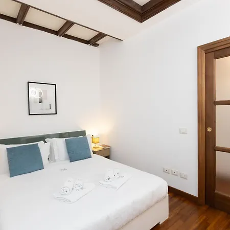 Appartement Vicolo Trevi By In Rome